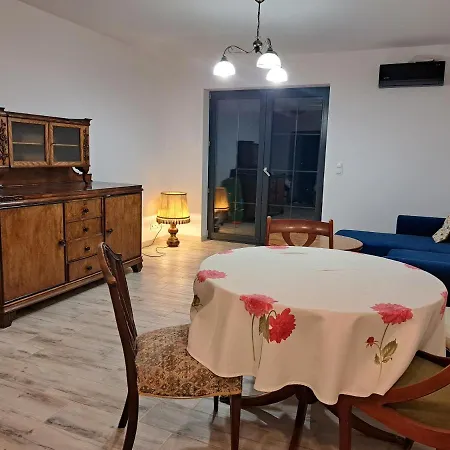 Honey House Apartment