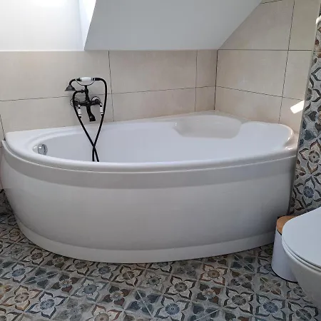 Honey House Apartment Gesiniec